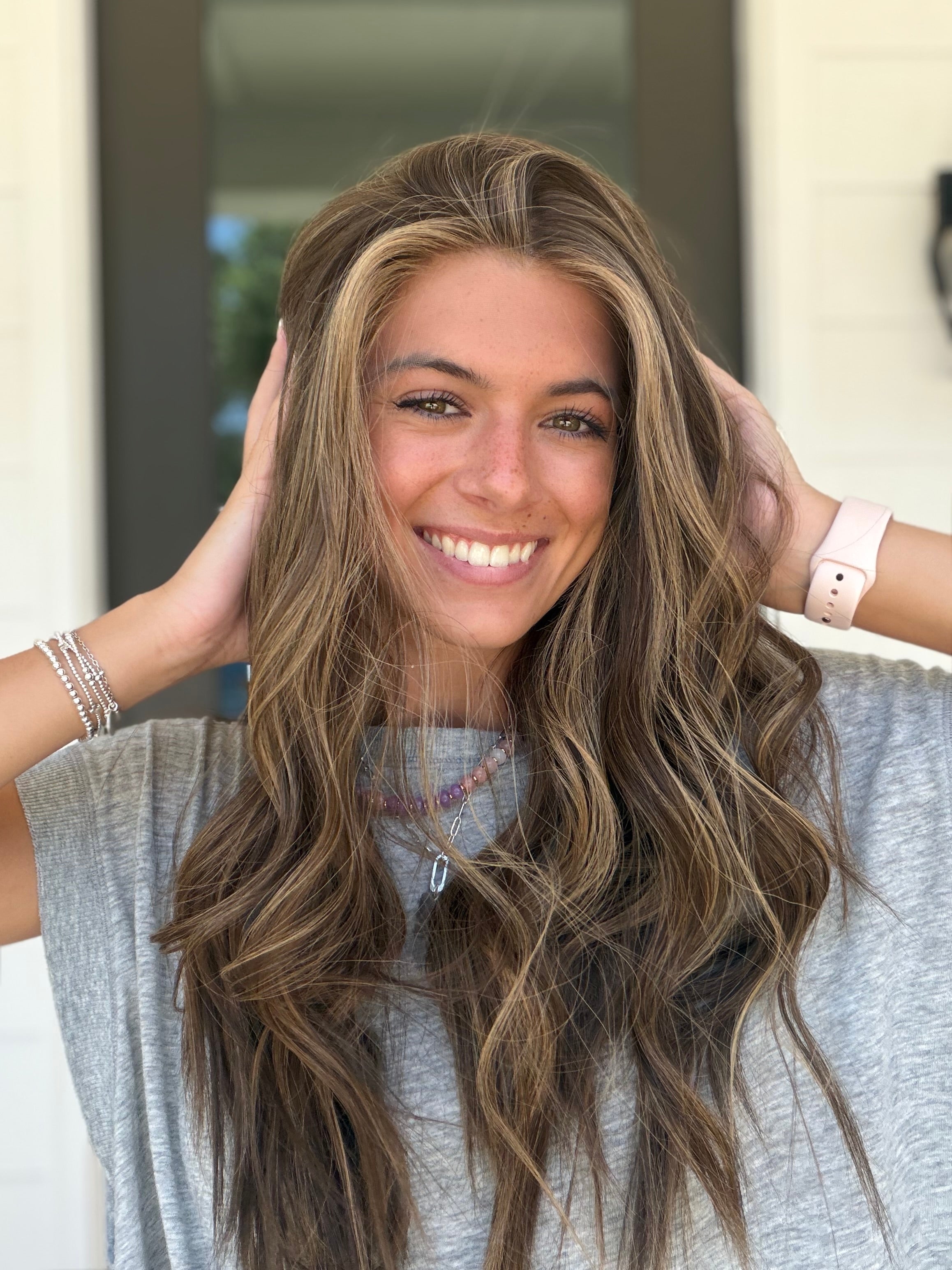 <b>Etta</b><br> <I>Signature Mongolian Collection</I> <br> 24” Lace Top Wig