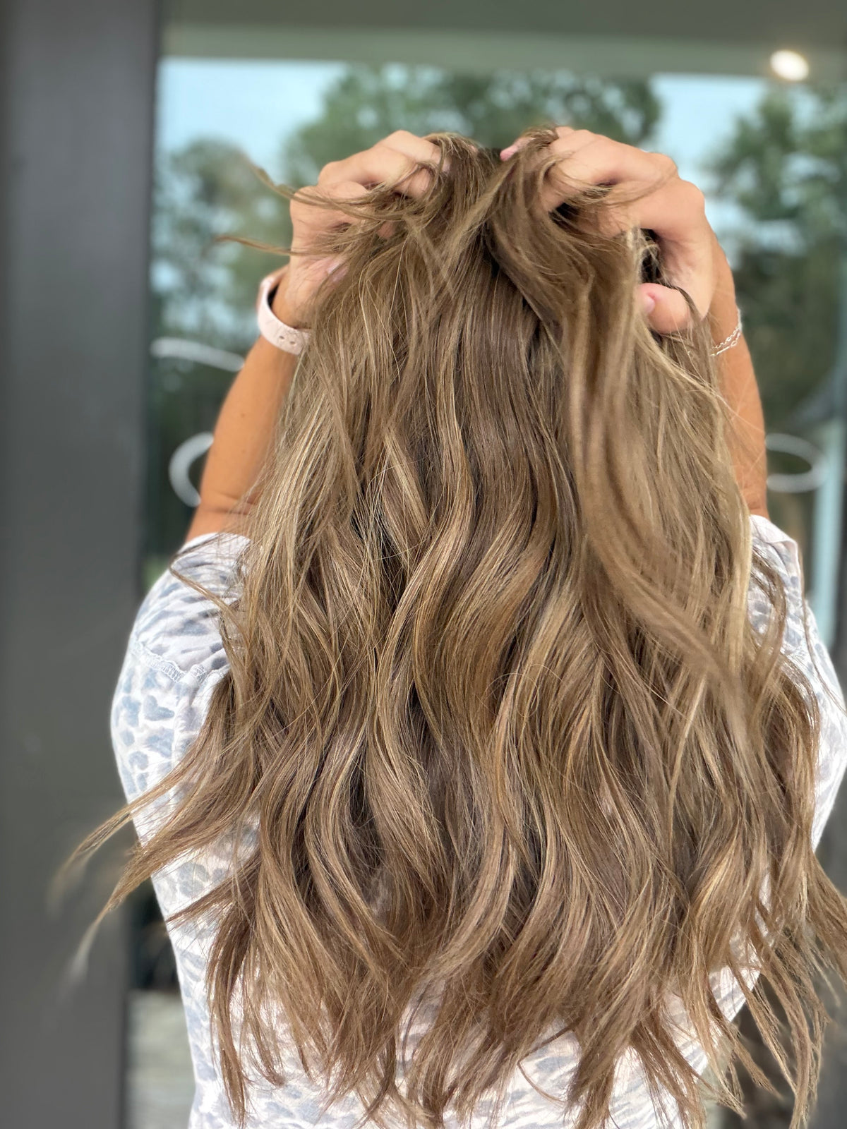 Sandra (L) · 20” Lace Top Wig · Signature Mongolian