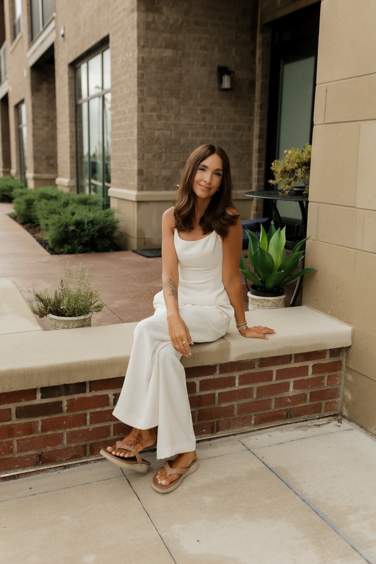 Bella (M) · 18” Lace Top Wig · Classic European