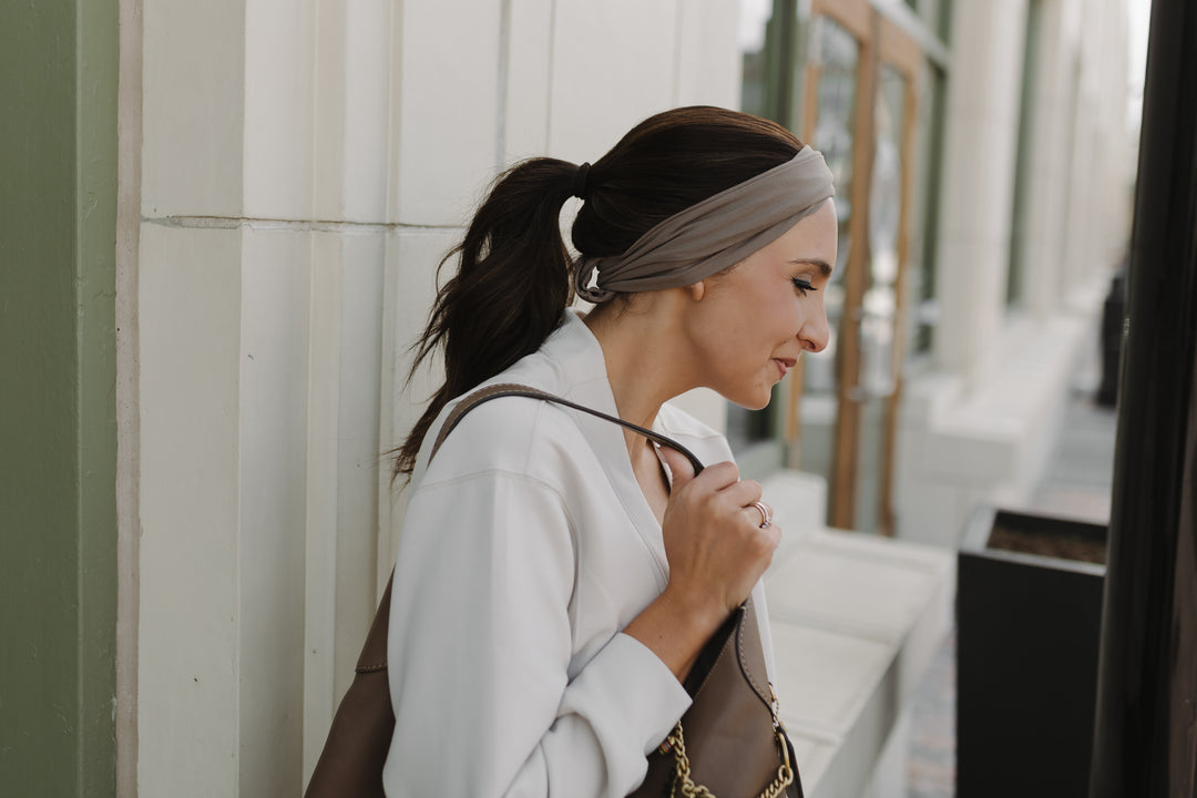 “Bonnie” Everyday Headband Wig 22” (choose your size)