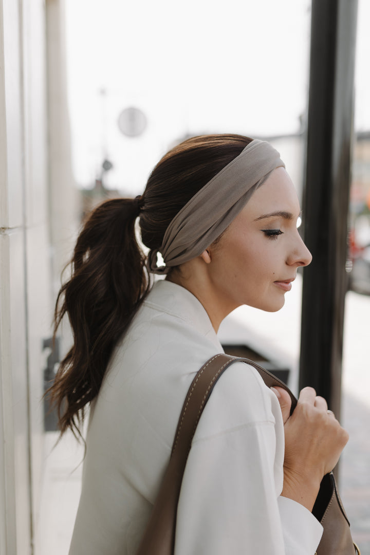 “Bonnie” Everyday Headband Wig 22” (choose your size)