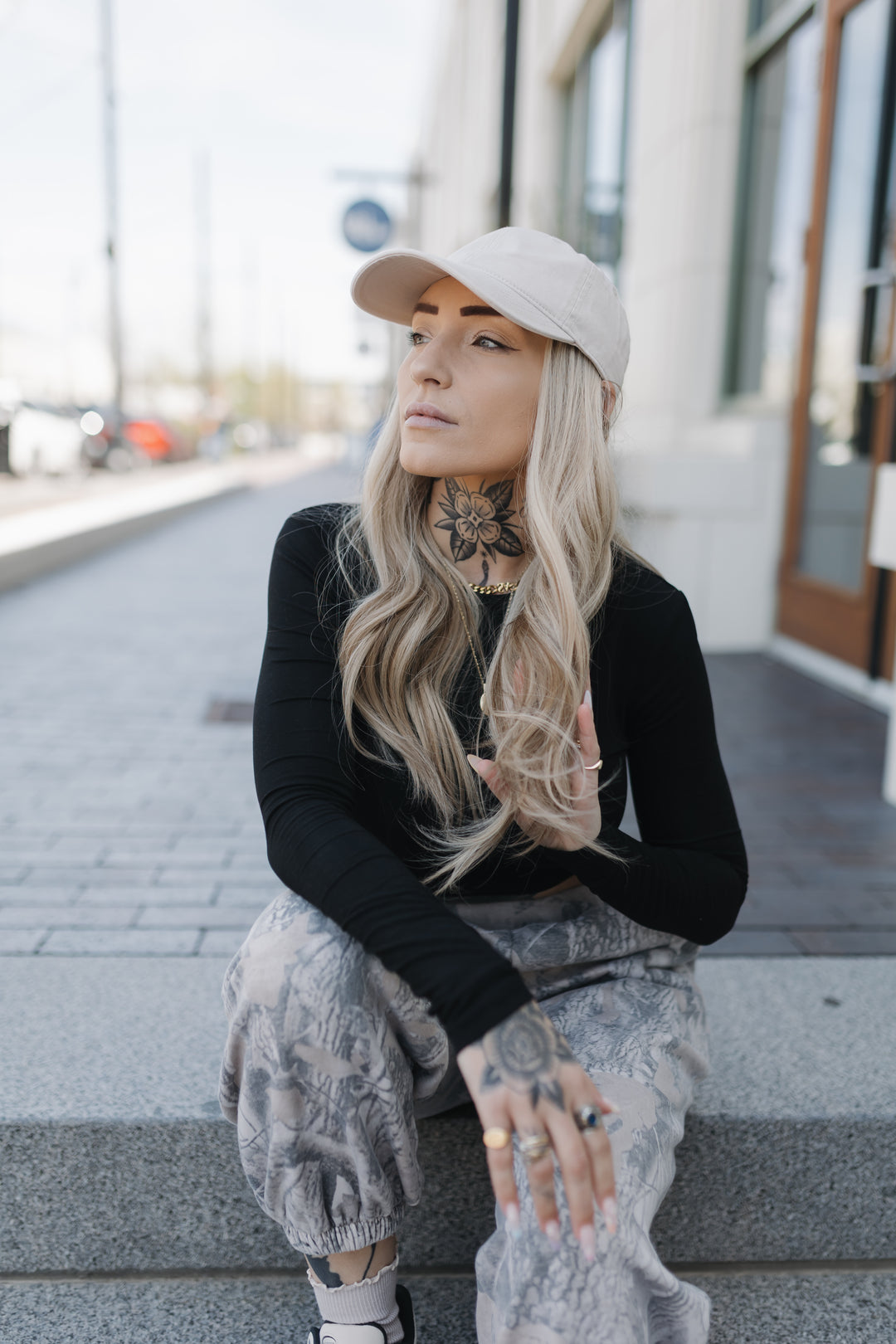 “Erin” Everyday Hat Wig 22” (choose your size)