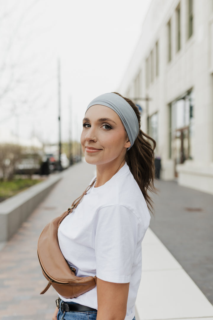 “Kathy” Everyday Headband Wig 22” (choose your size)