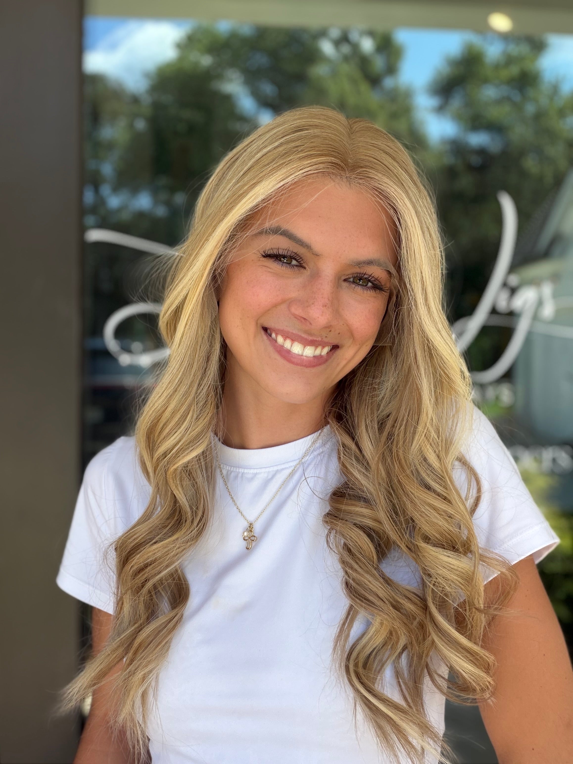 <b>Anniston</b><br> <I>Signature Mongolian Collection</I> <br> 24" Lace Top Wig