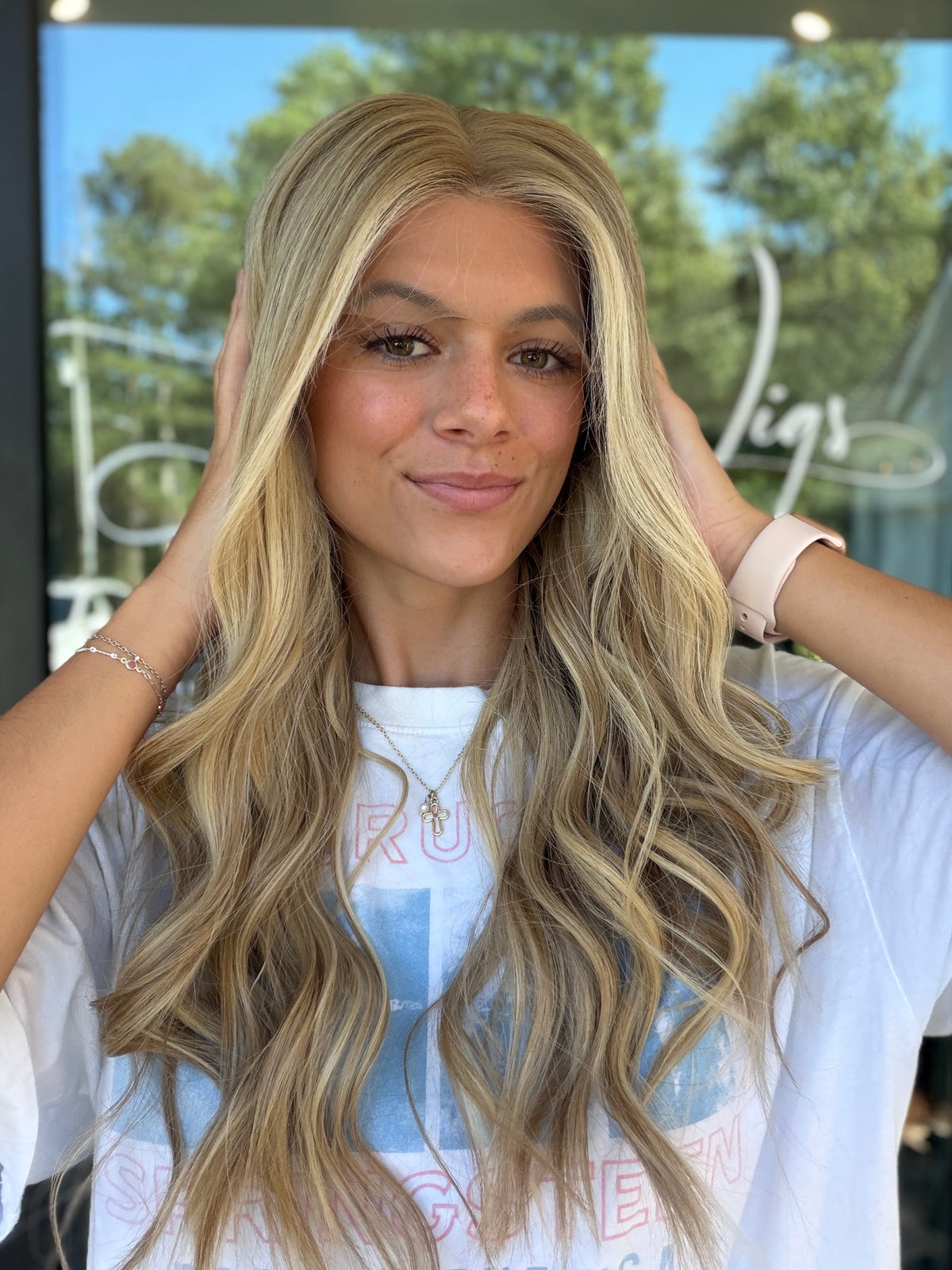 <b>Anniston</b><br><u>L</u> <br> <l>Signature Mongolian Collection</l> <br> 24” Lace Top Wig