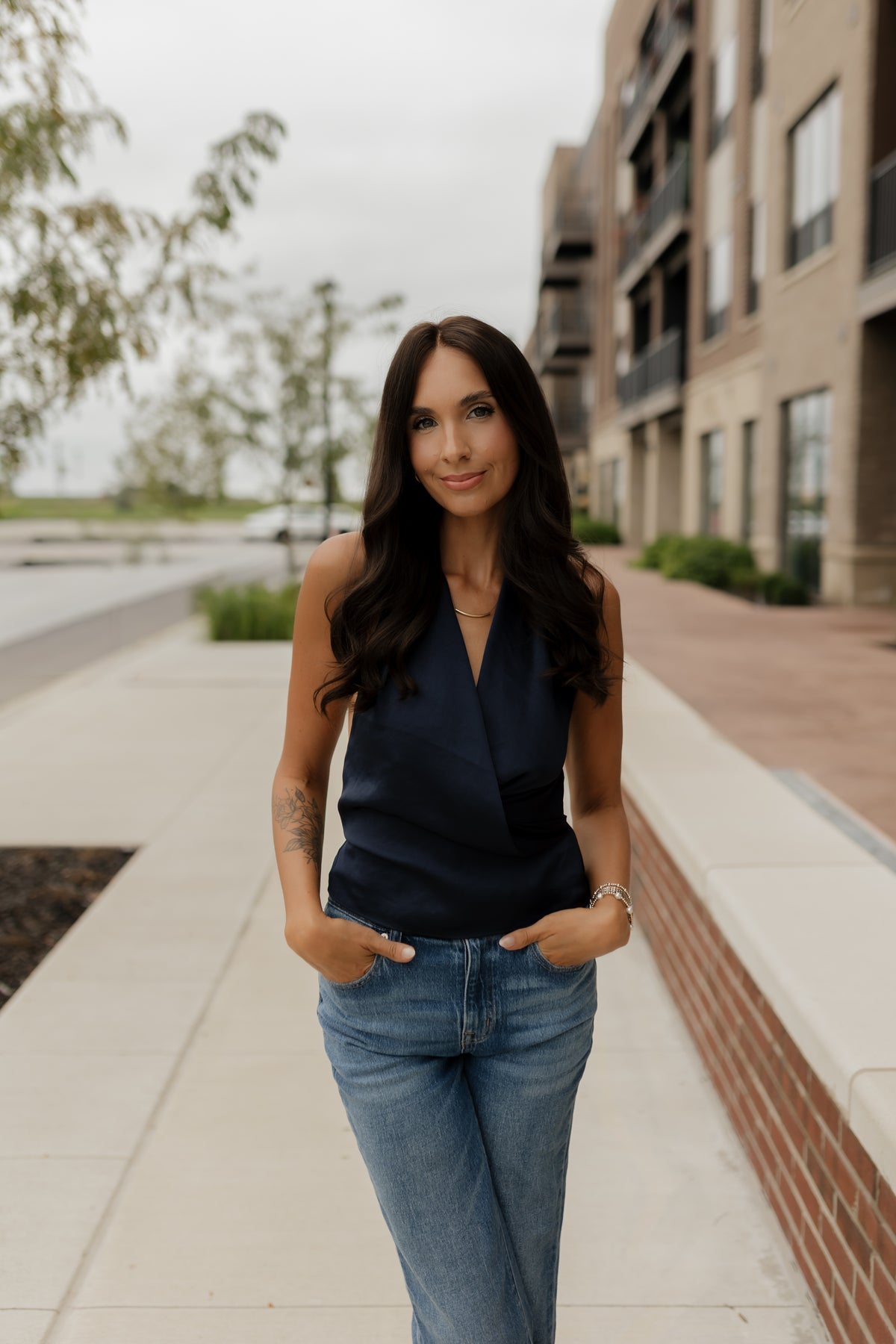 <b>Lauren</b><br><u>M</u> <br> <l> Classic European Collection </l> <br> 21” Lace Top Wig