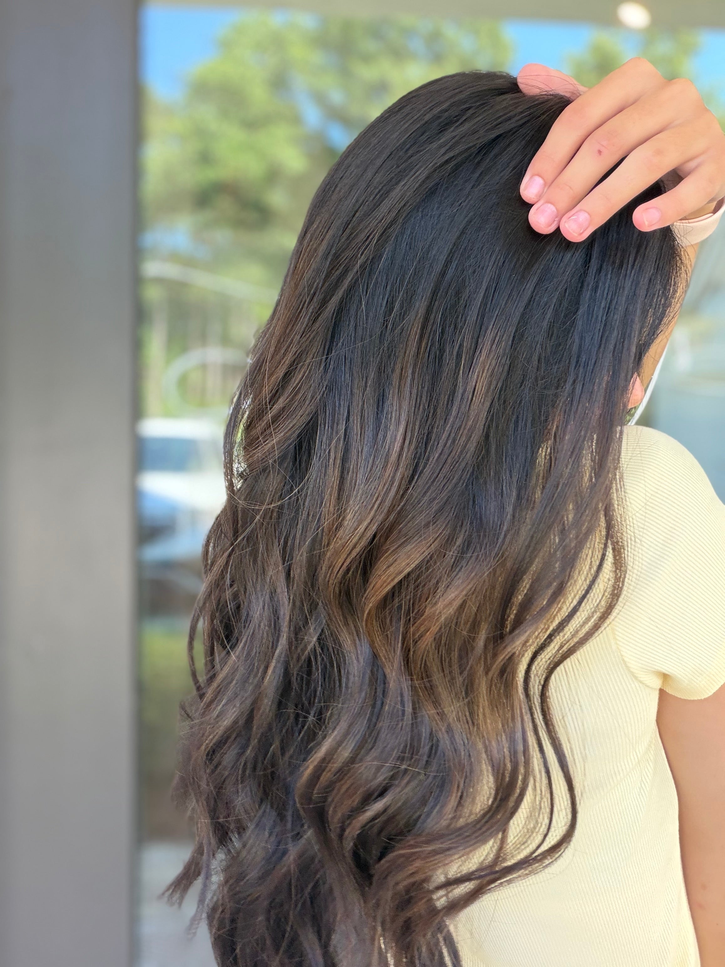 <b>Custom Balayage Jordyn</b><br> <I>Signature Mongolian Collection</I> <br> 24” Lace Top Wig