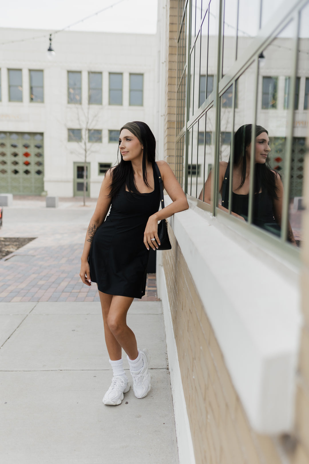 “Halle” Everyday Headband Wig 22” (choose your size)