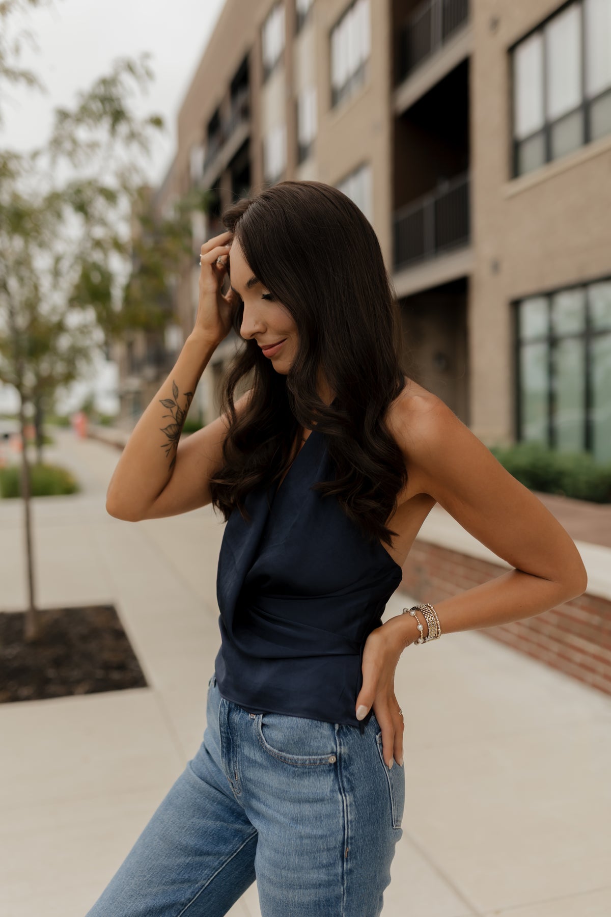 <b>Lauren</b><br><u>M</u> <br> <l> Classic European Collection </l> <br> 21” Lace Top Wig