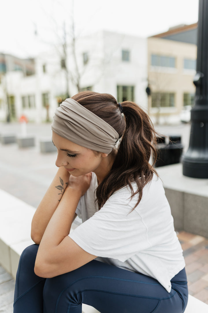 “Stephanie” Everyday Headband Wig 22” (choose your size)