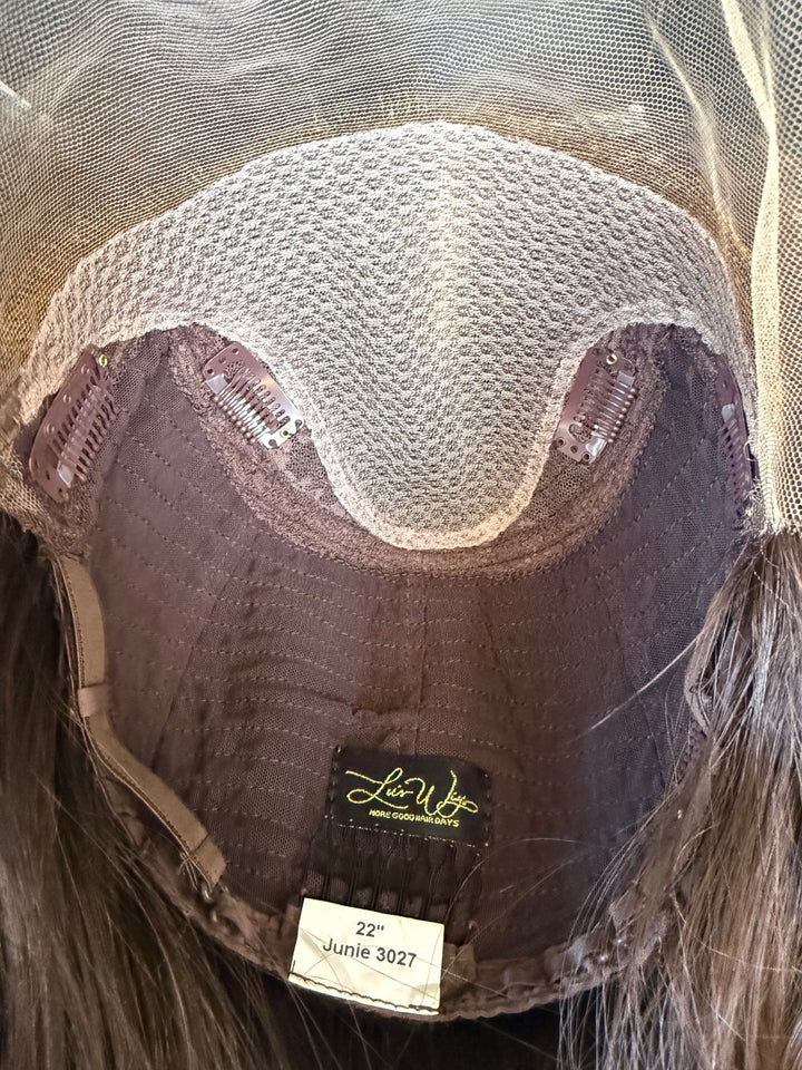 “Junie” [10x10] 22” lace top topper