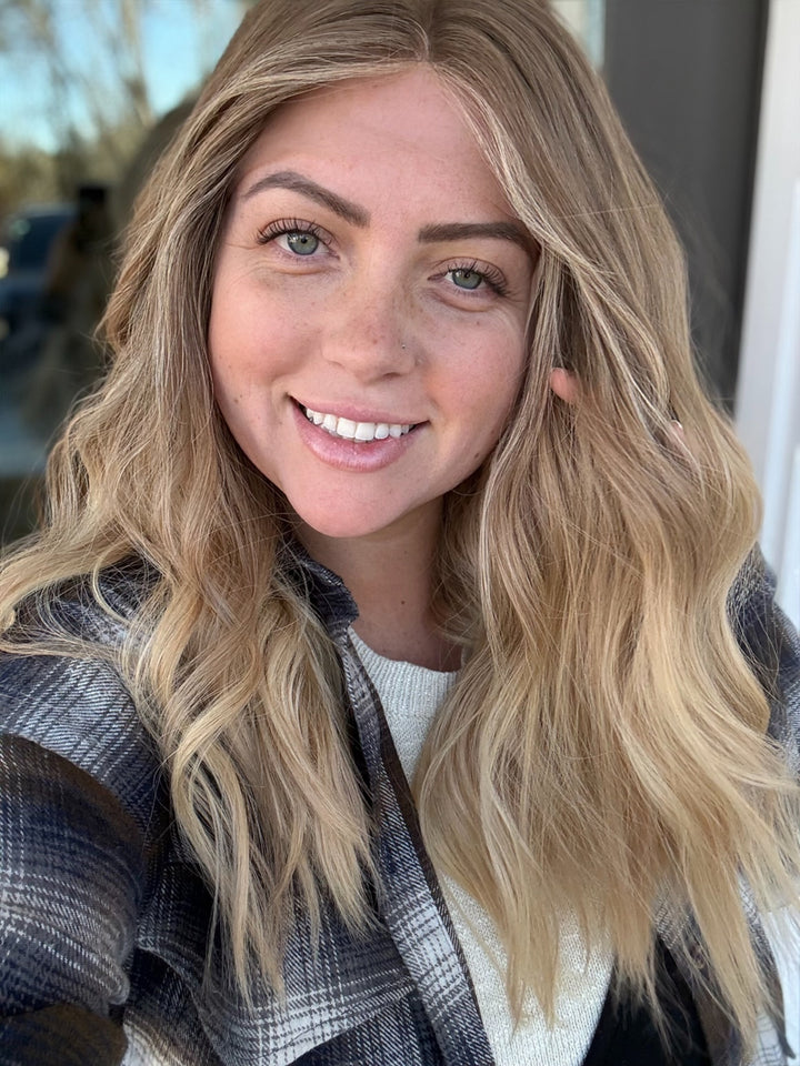 CLEARACE “Lori” [S] 21” Lace Top Wig