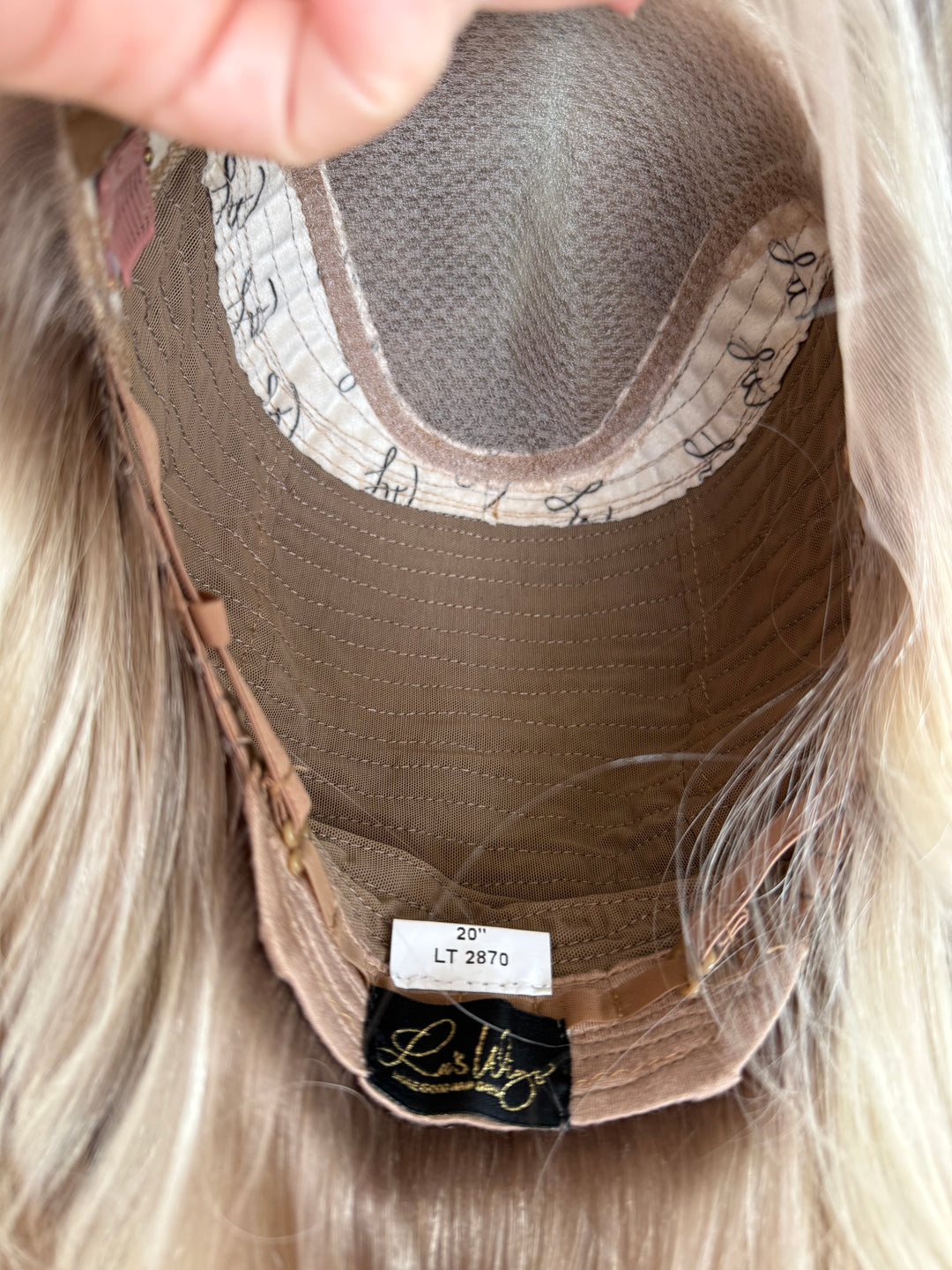 “Karli” [M] 20” Lace Top Wig