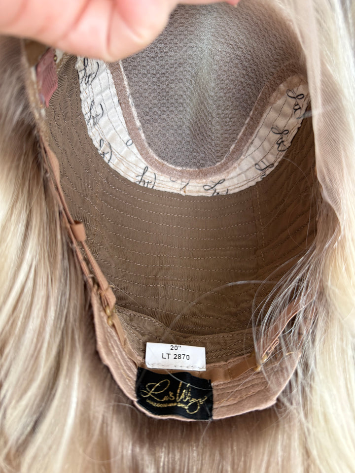 “Karli” [M] 20” Lace Top Wig