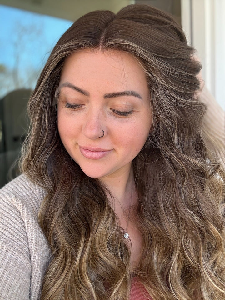 El [M] 24” Lace Top Wig