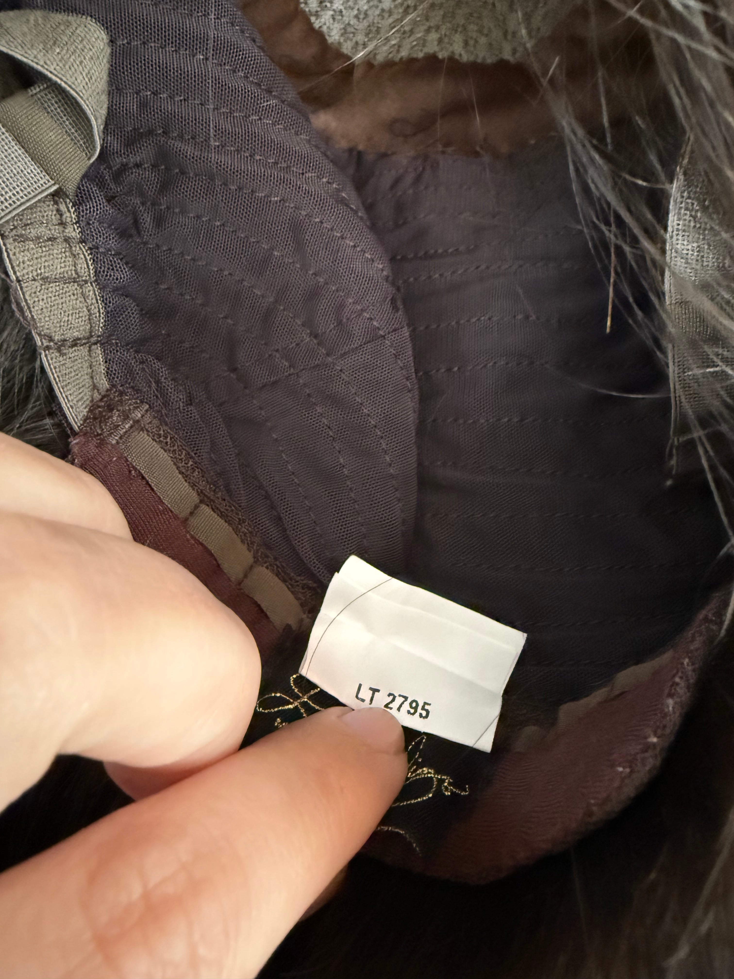 “LT2795” [M] 23” Euro lace top wig