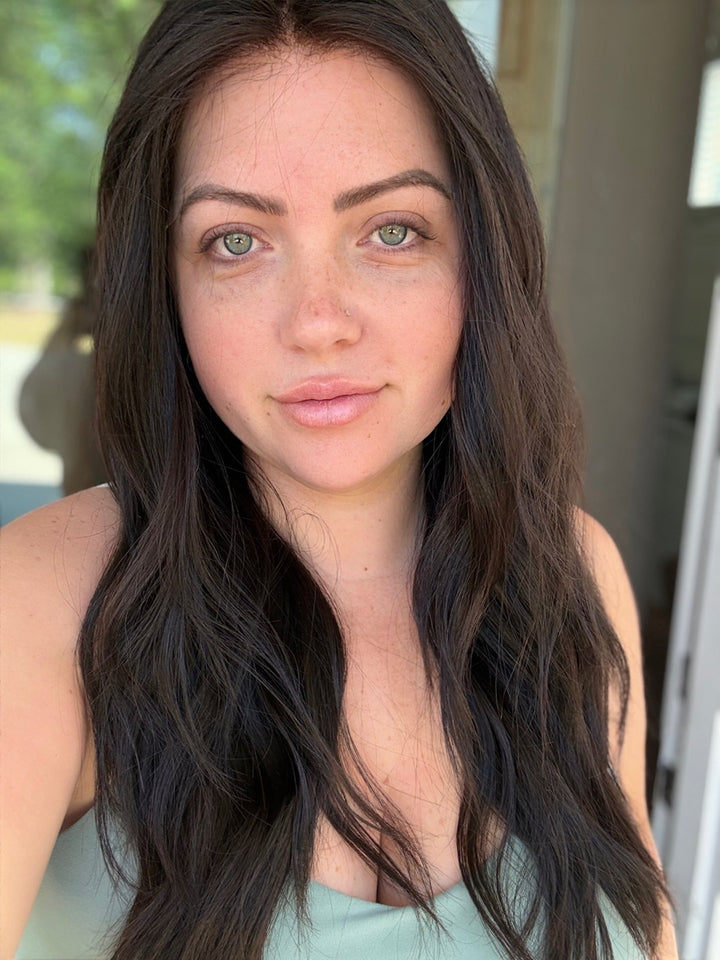 “Jordyn” [M] 22” Lace Top Wig