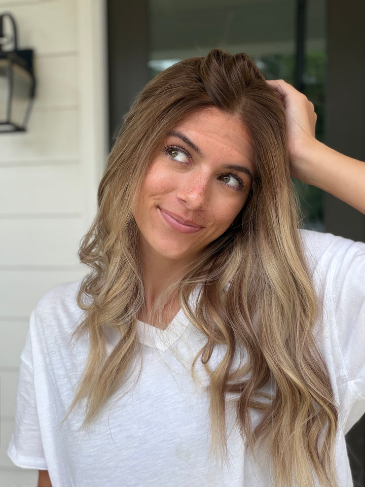 “B3015” (S) 20” Lace Top Wig