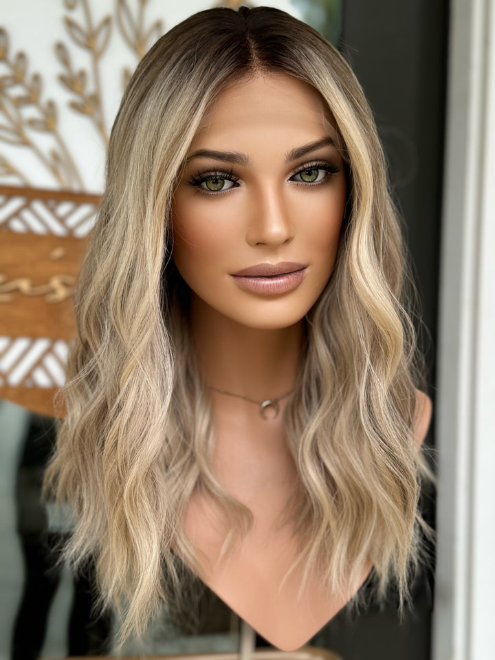 “B2689” [S] 18” Lace Top Wig