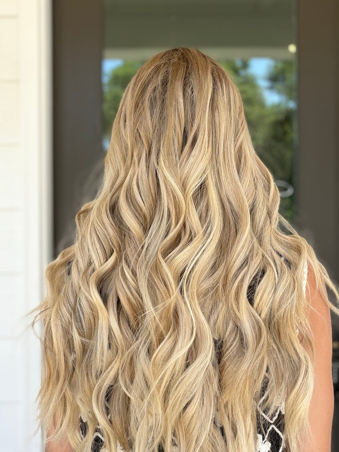 “B3008” (M) 24” Lace Top Wig