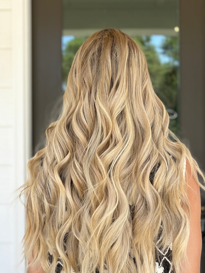 “B3008” (M) 24” Lace Top Wig