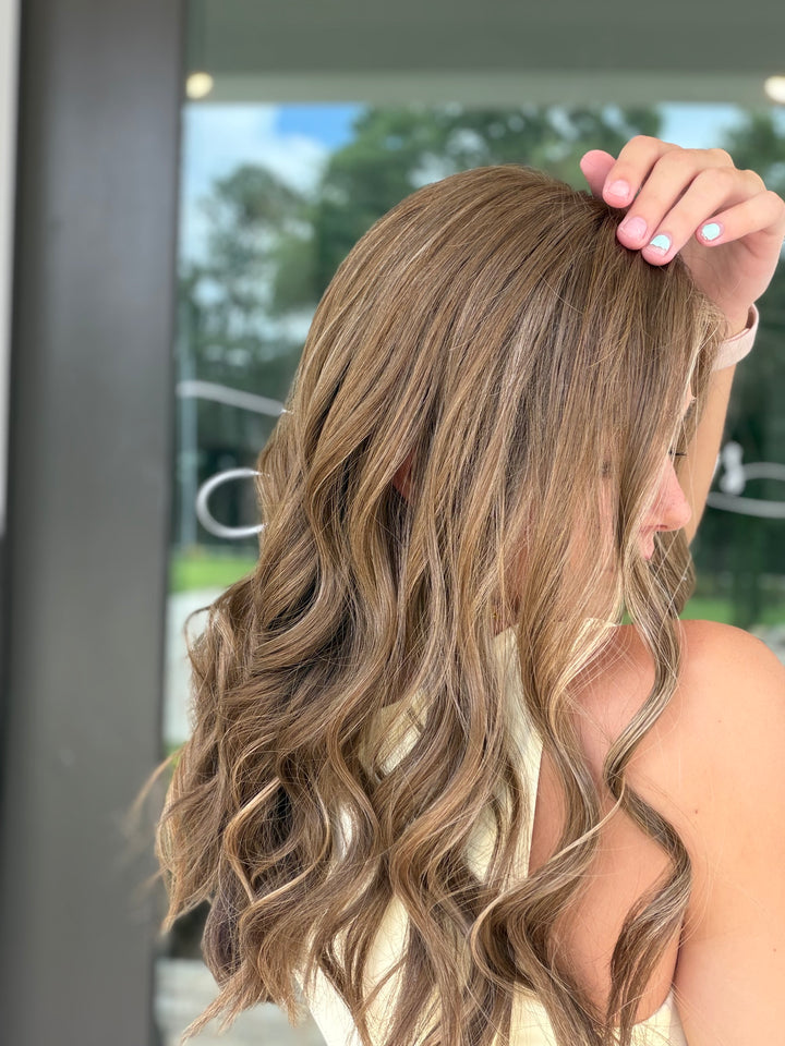 Raya (M) 20” Lace Top Wig