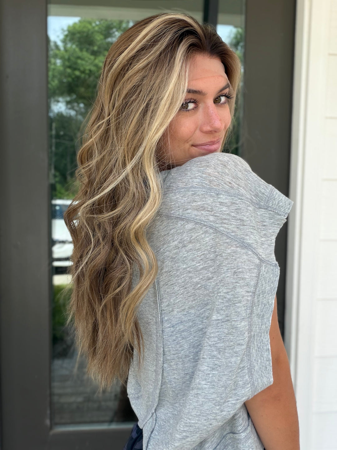 “B3007” (S) 24” Lace Top Wig