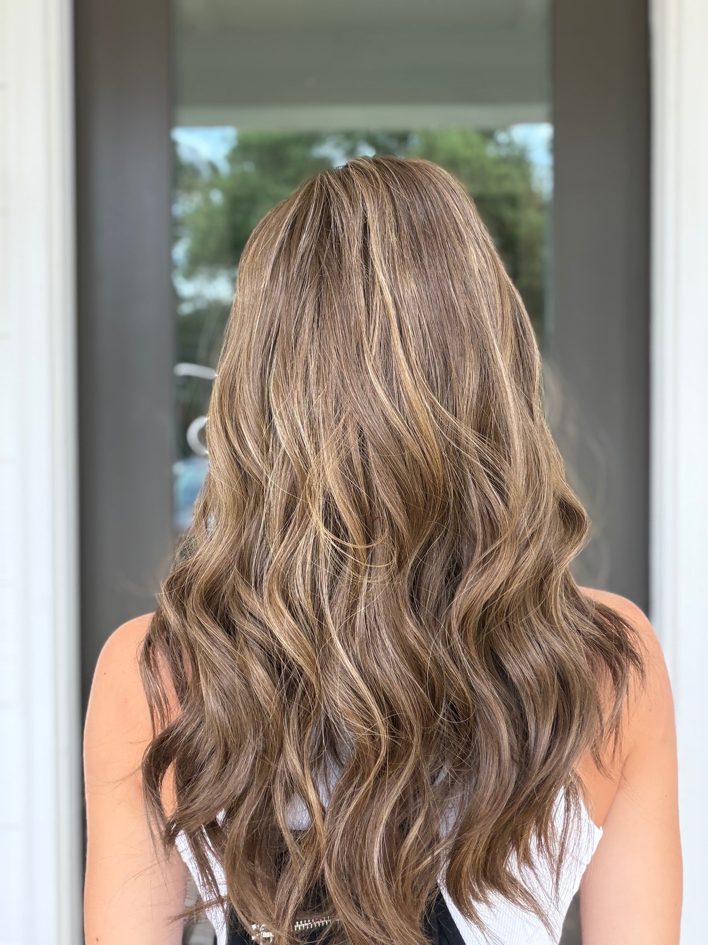 <b>Etta</b><br><u>L</u> <br> <l>Signature Mongolian Collection</l> <br> 20” Lace Top Wig
