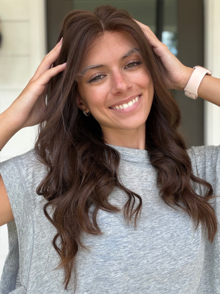 Bella [M] 20” Euro Lace Top Wig