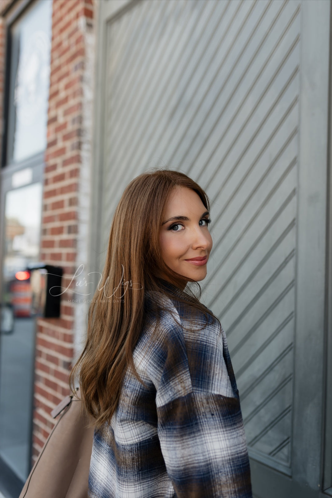 “Sienna” [M] 20” Glam Lace Top Wig