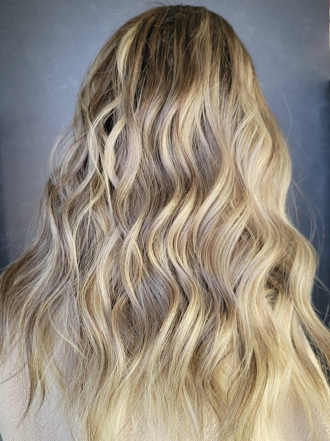 “B2863” [S] 20” Lace Top Wig