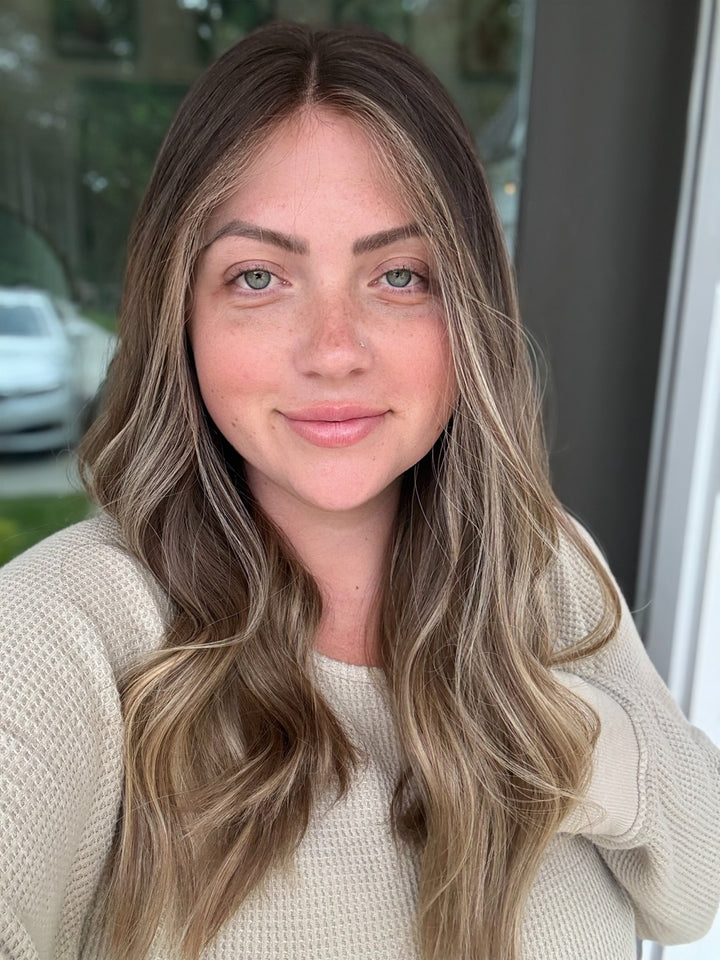 “Ella Langley” (L) 20” Lace Top Wig