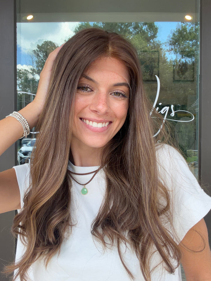 Mel 20" Euro Lace Top Wig – Medium Brown with highlights Large Cap | Lu&