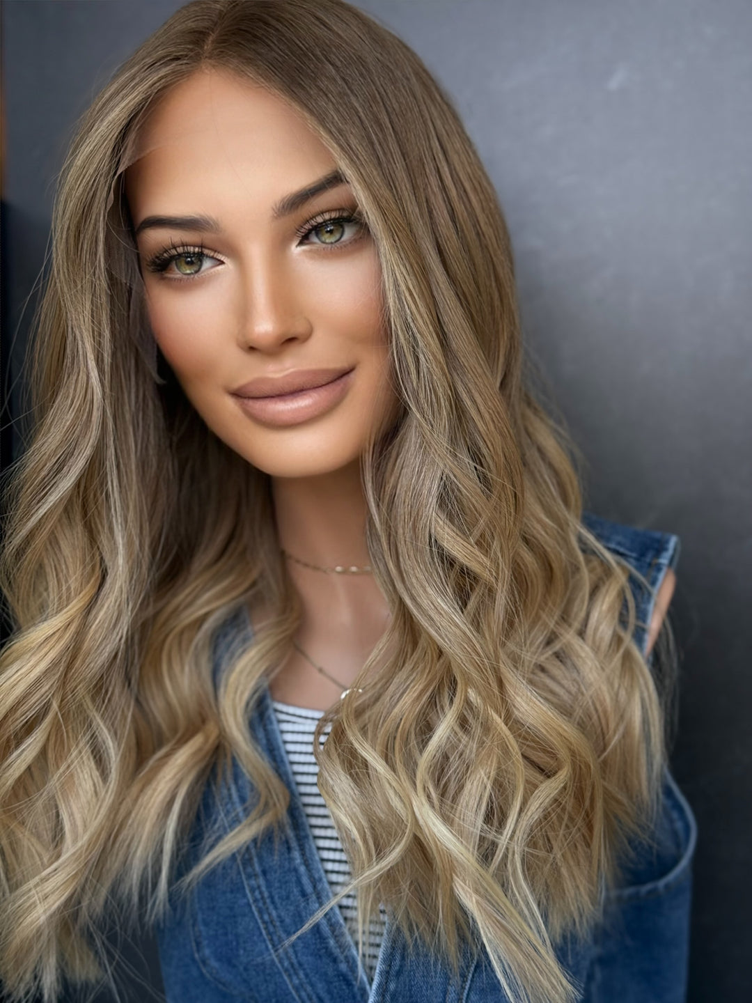 “Lori” [L] 21” Lace Top Wig