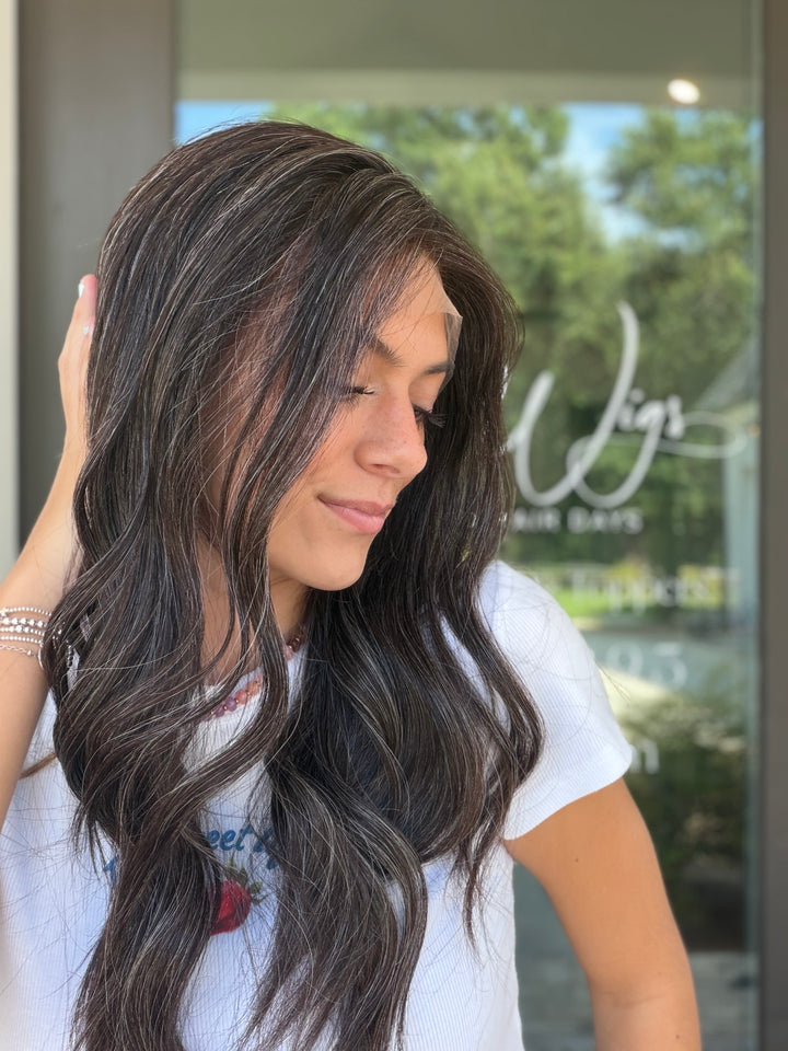 Winona (M) 22” Lace Top Wig