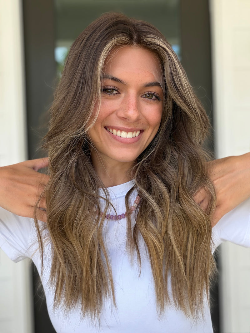 Ella Langley (M) 20” Lace Top Wig