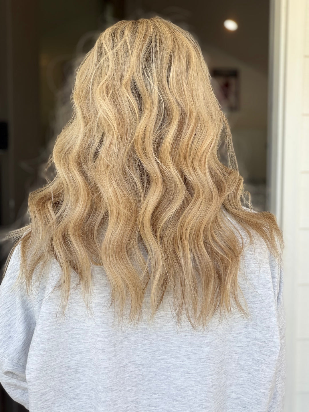 “Rachel” [M] 18” Lace Top Wig