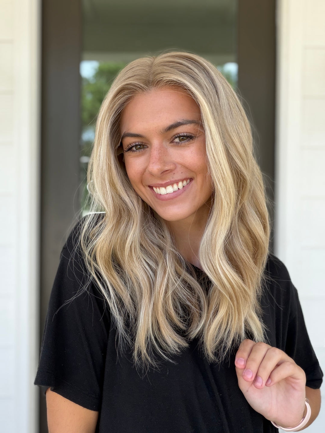 Anniston (XS) 18” Lace Top Wig