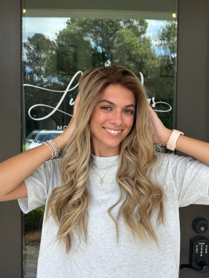 “B3009” (L) 24” Lace Top Wig