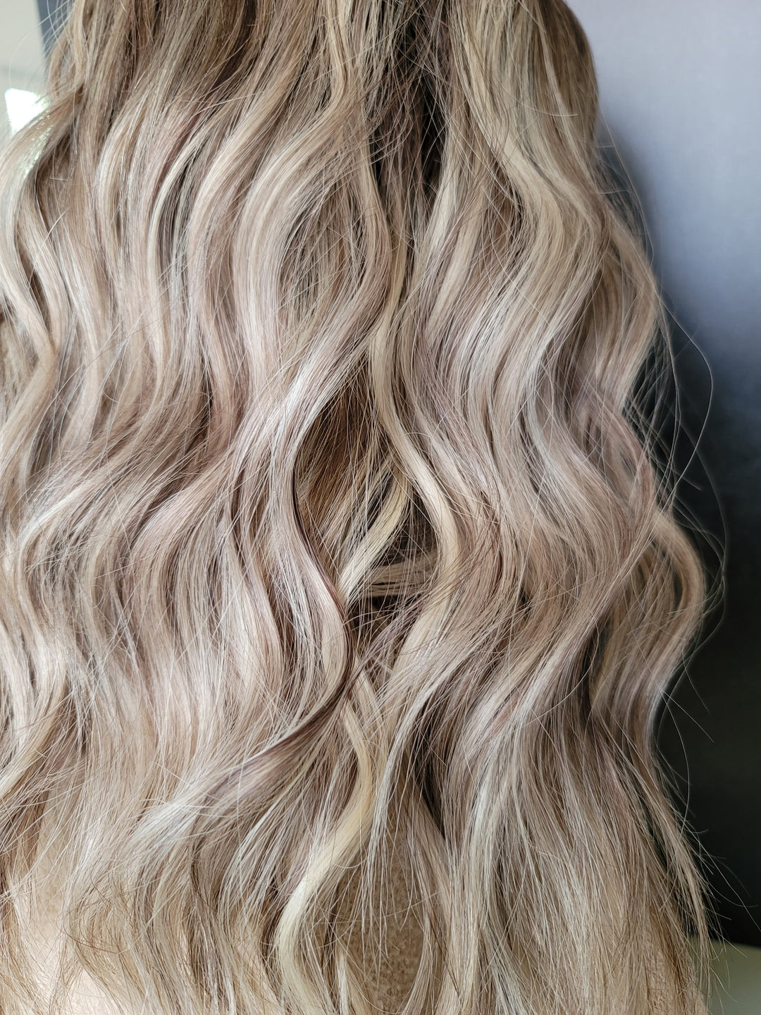 “B2863” [S] 20” Lace Top Wig