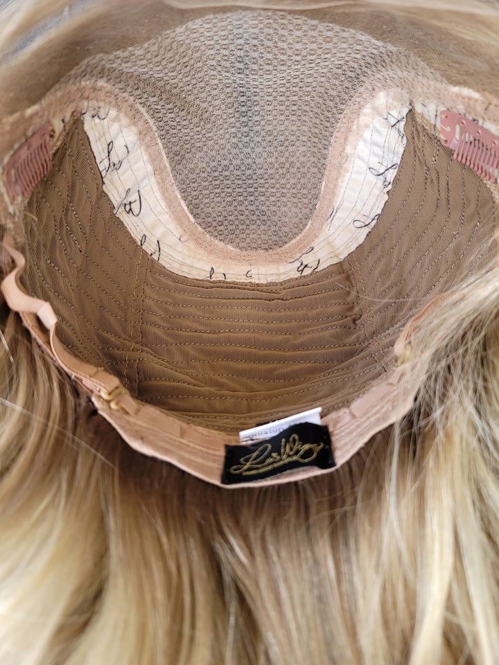 “Anniston” [M] 20” Lace Top Wig