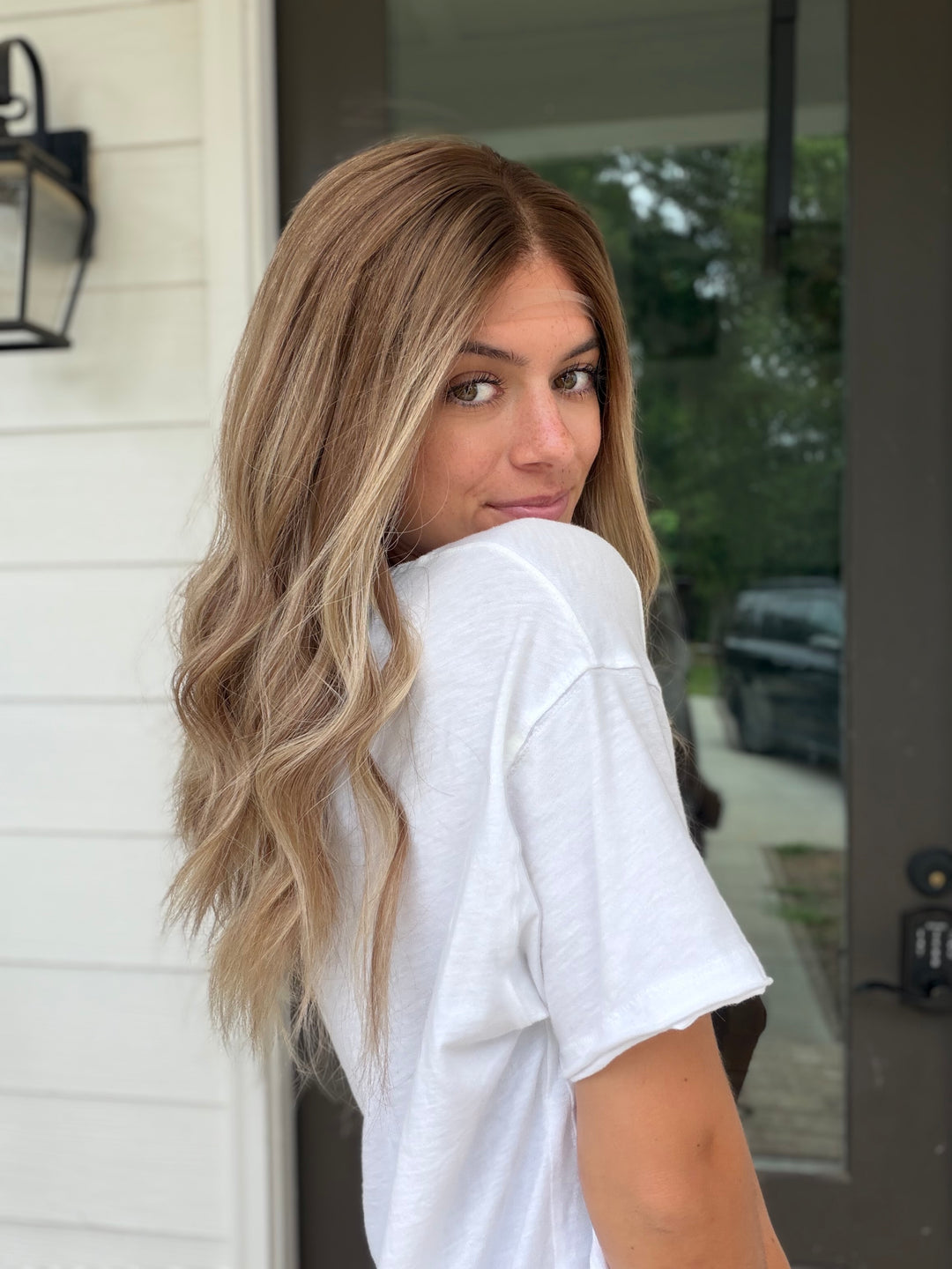 “B3015” (S) 20” Lace Top Wig