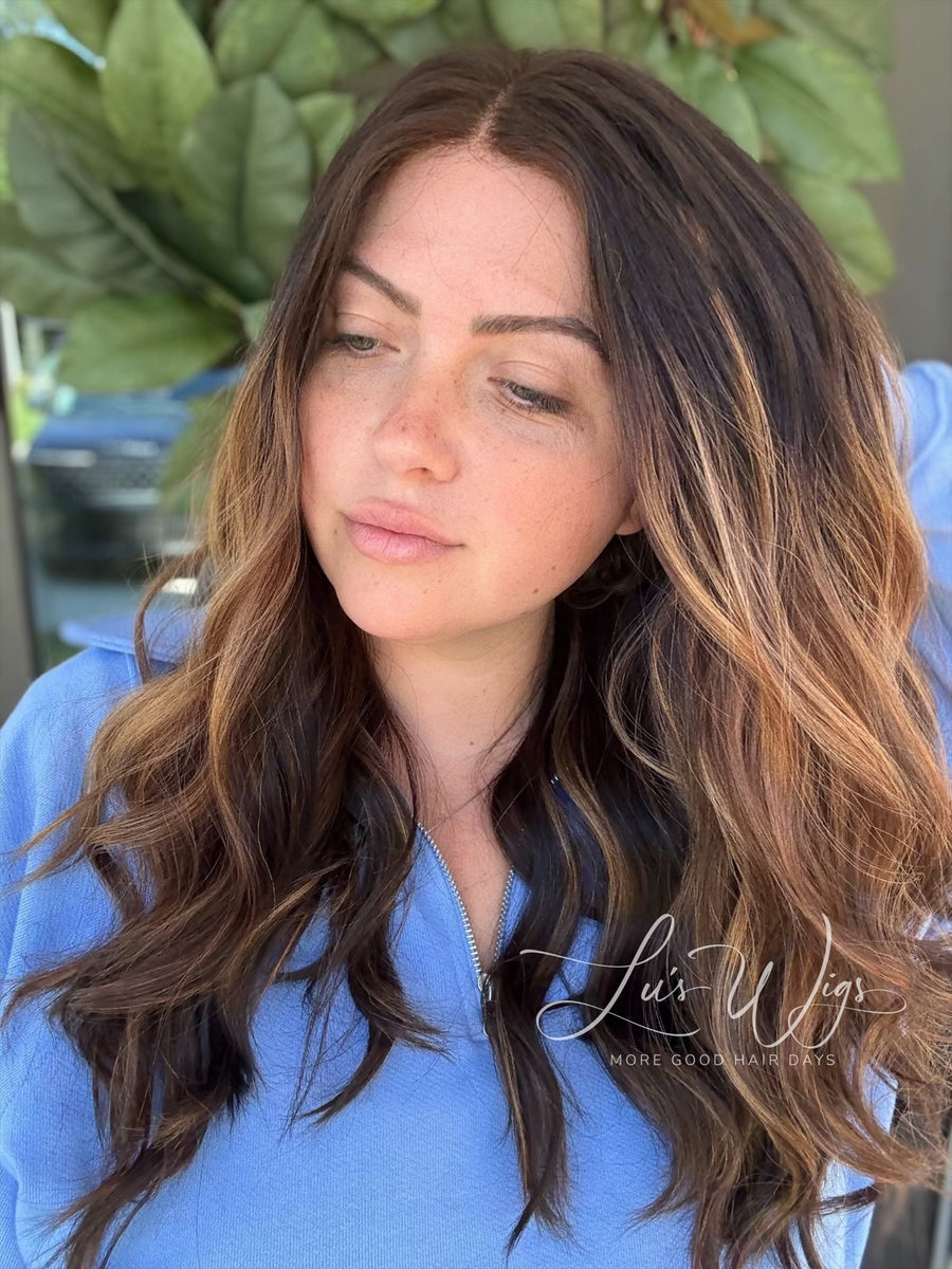 “Caramel brûlée” [M] 23” Euro lace top wig