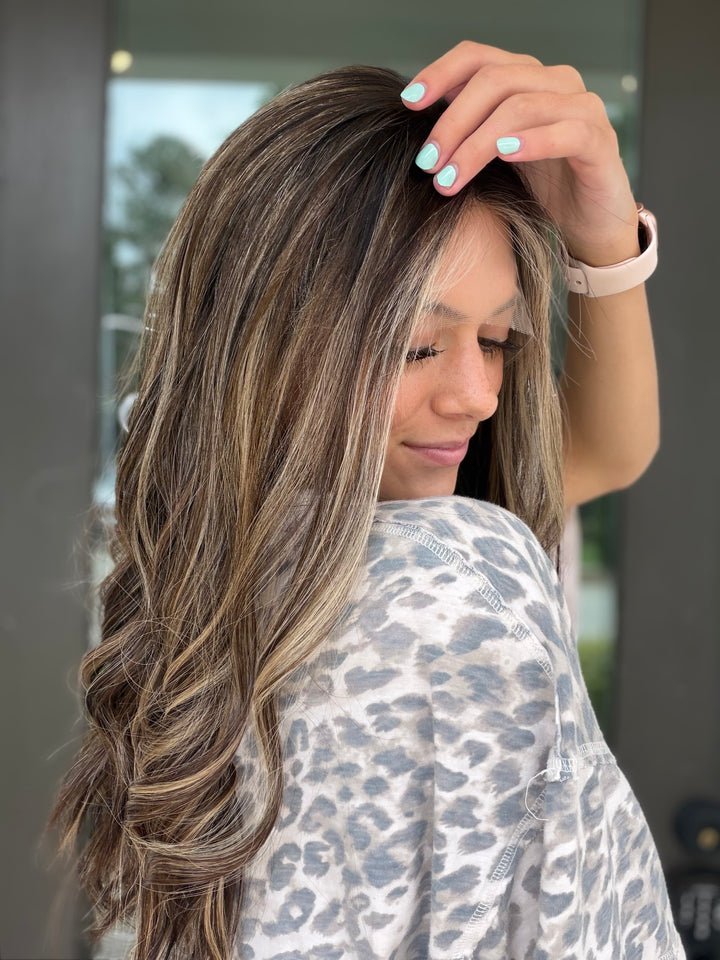 Stella (M) 22” Lace Top Wig