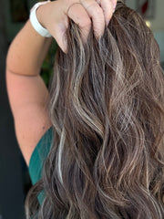 “4b2632” [M] 24” Lace Top Wig