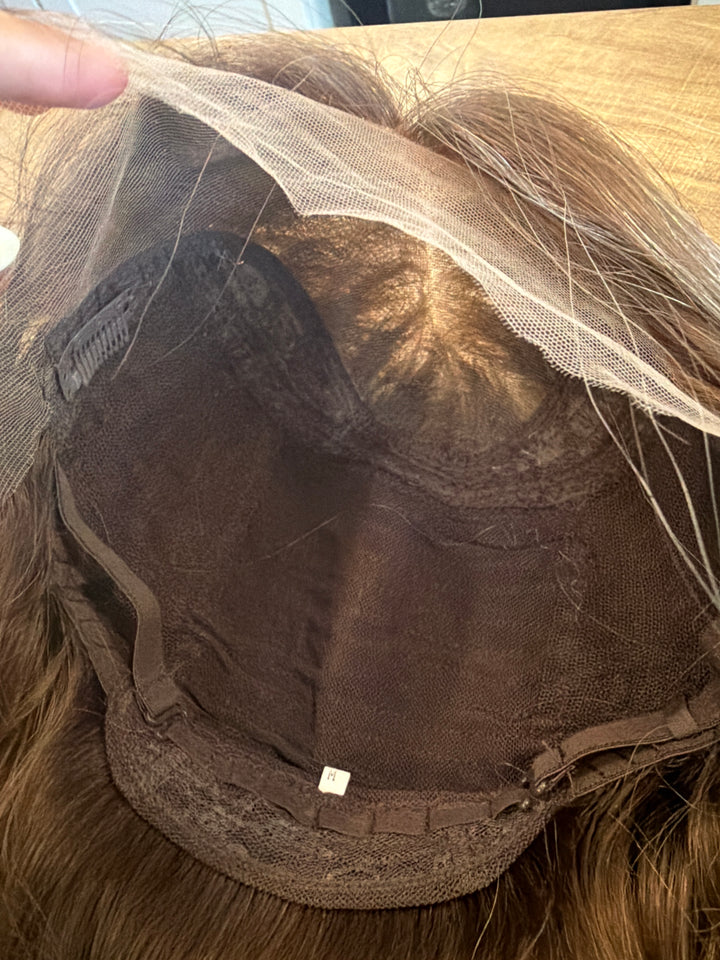 Wavy Grace (M) 20" Lace Top Wig