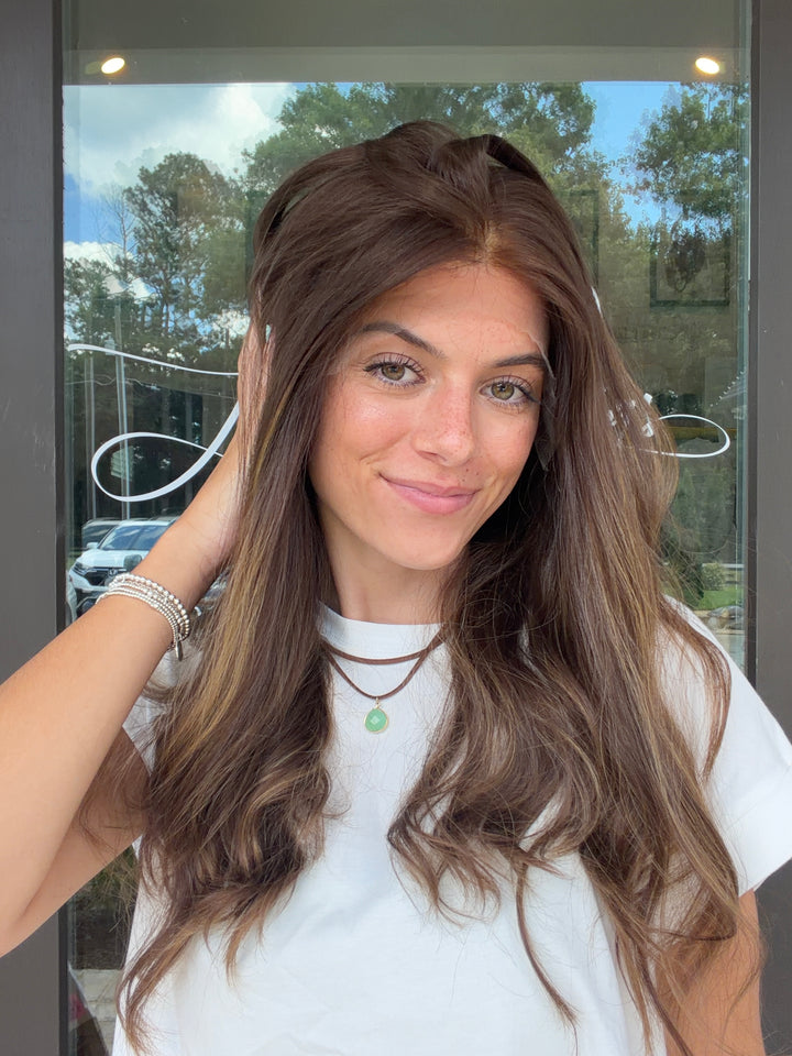 Mel 20" Euro Lace Top Wig – Medium Brown with highlights Large Cap | Lu&