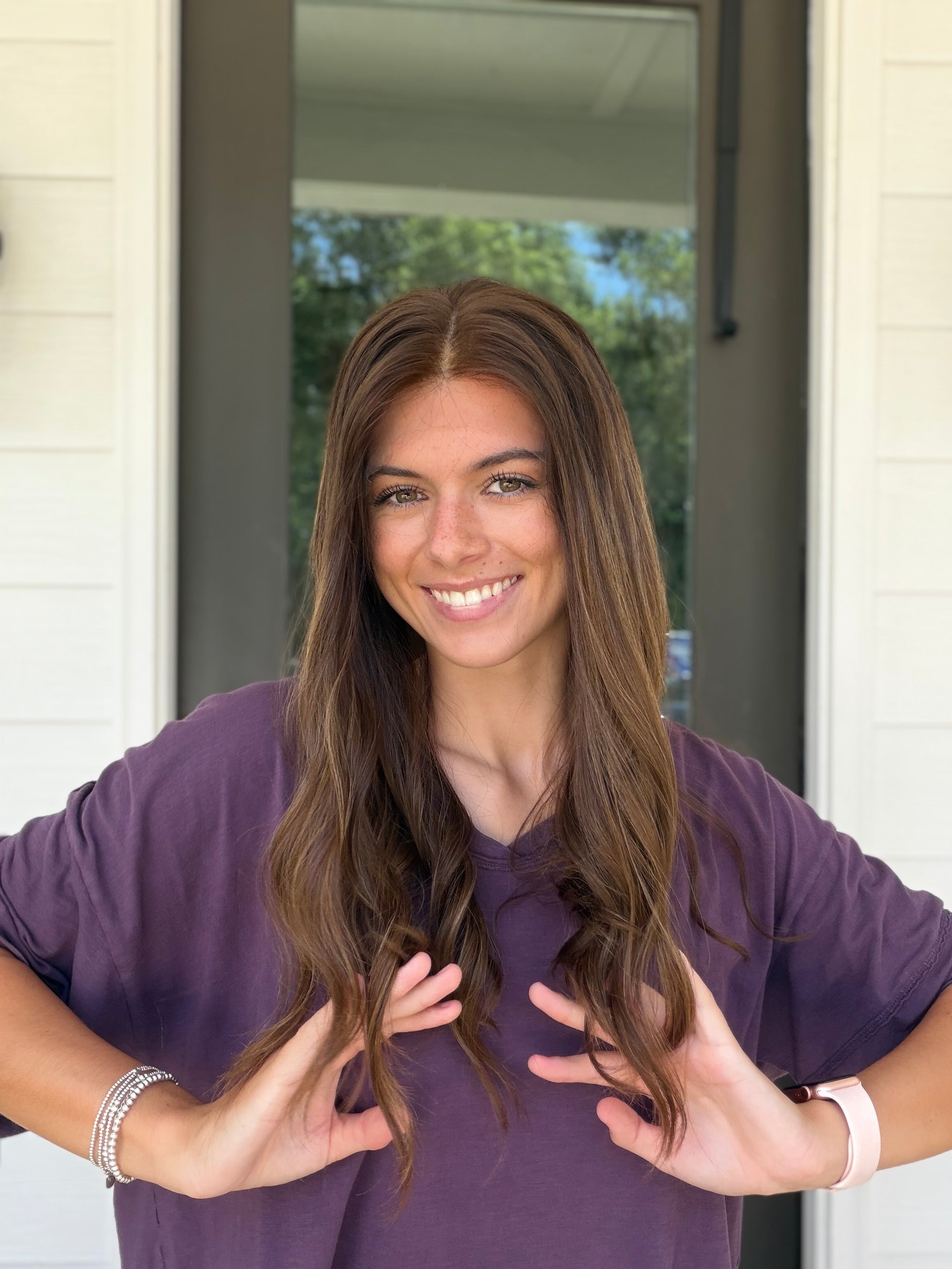 <b>Lauren</b><br> <I>Classic European Collection</I> <br> 20” Lace Top Wig