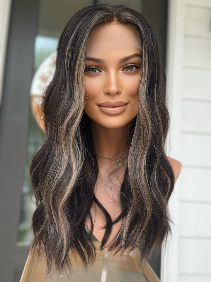 “3B2702” [XS] 22” Lace Top Wig