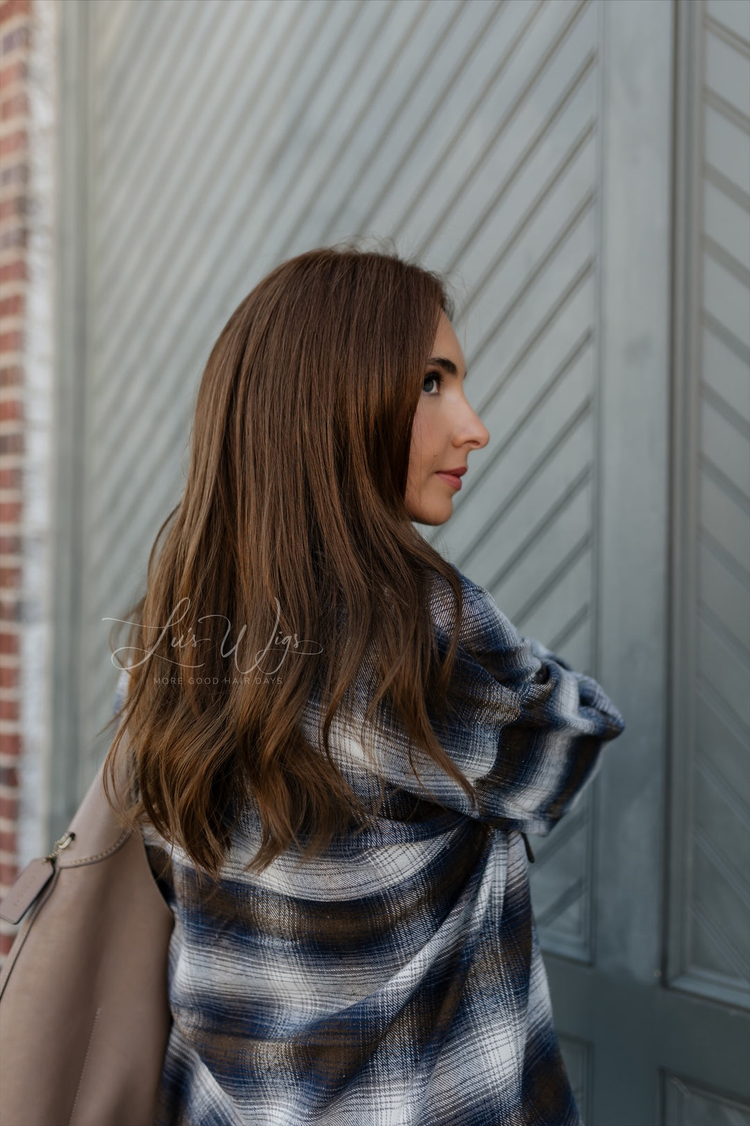 “Sienna” [M] 20” Glam Lace Top Wig